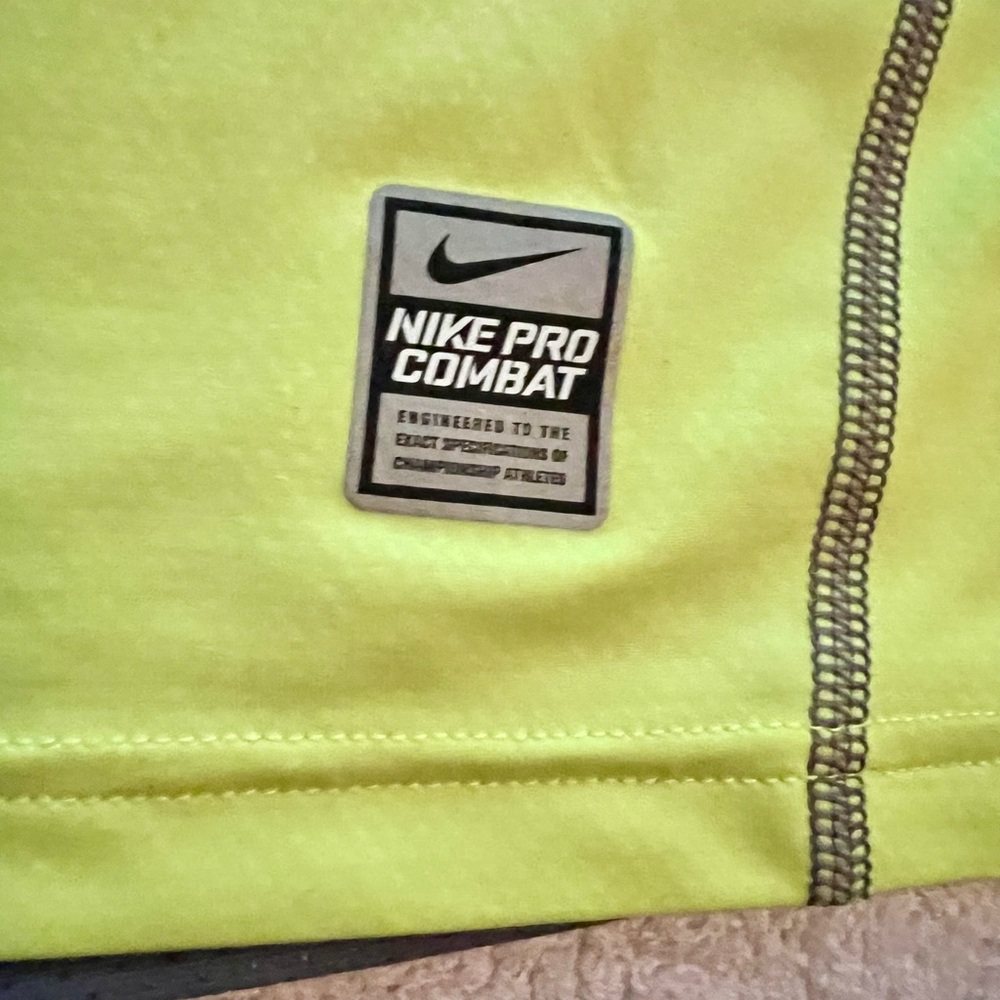 Men’s Nike Pro Combat Dri-Fit Fitted Shirt, Size XL, Yellow & Gray, Pre-Owned - Picture 5 of 11
